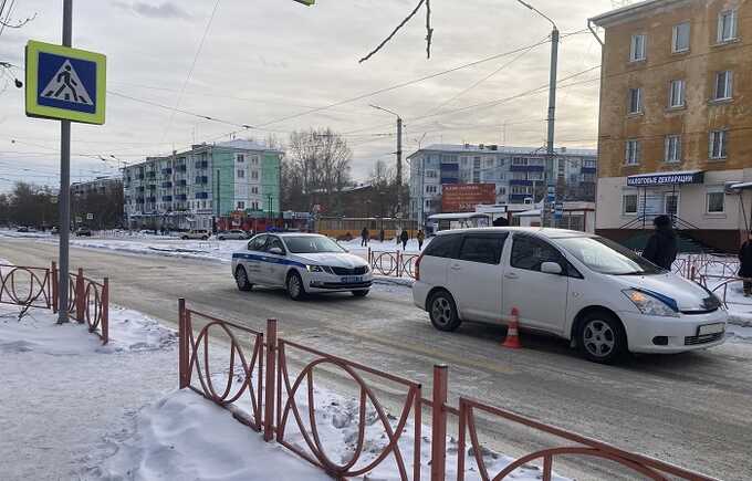 В Усолье 12-летний ребёнок попал под колёса иномарки на переход